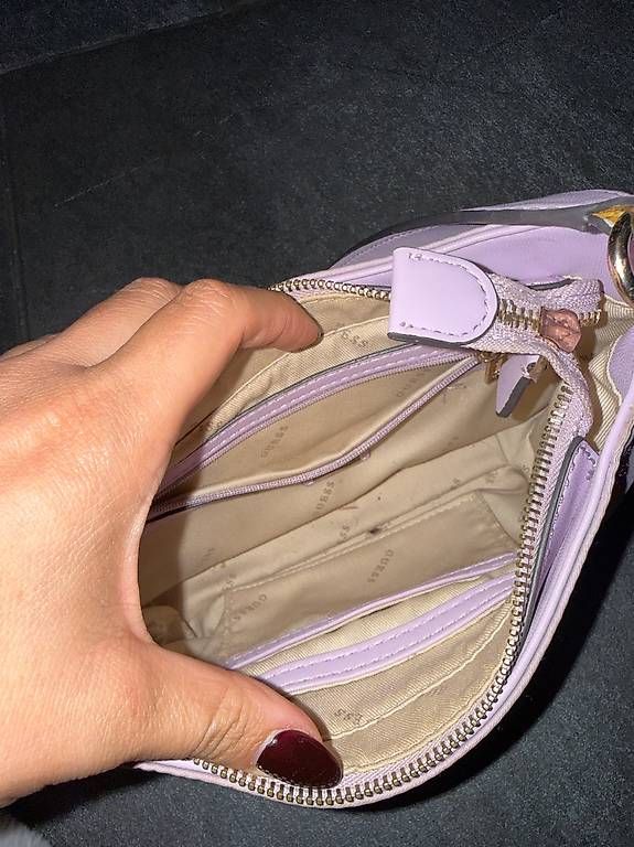Borse da donna: Kleine Guess Tasche  – Usato da Zürich venduto da ulm_2fhf 2