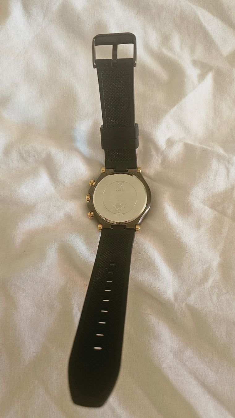 Guess Uhren: Guess Edge Day Date ab 1.- !!! – Gebraucht aus Etoy von angi020 4
