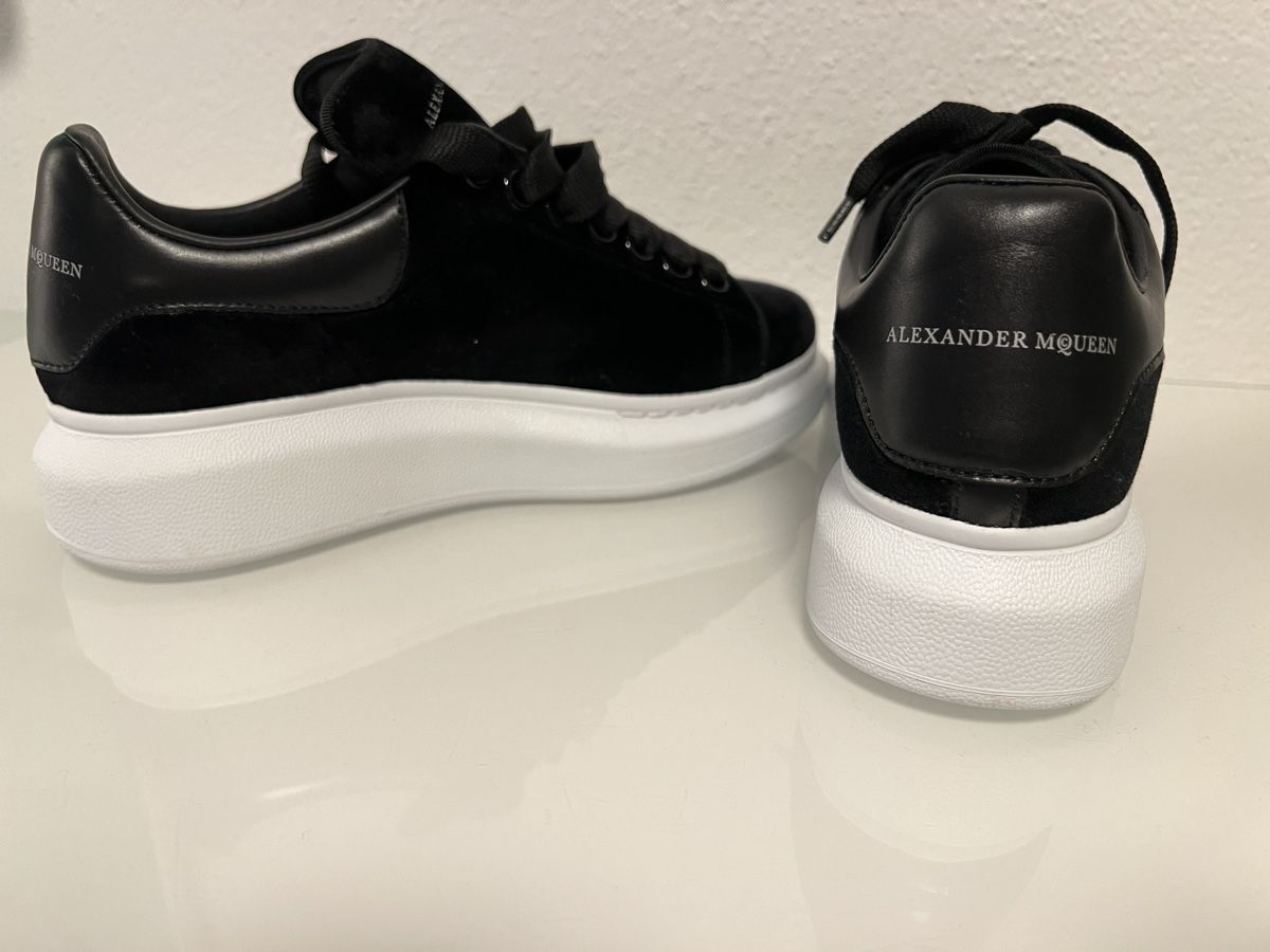 Scarpe per ragazzi: Vendesi scarpe bambina Alexander McQueen – Nuovo (secondo la descrizione) da Monte Carasso venduto da marzietta1 1