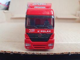 HERPA. MB AXOR.4X2.   1:87.