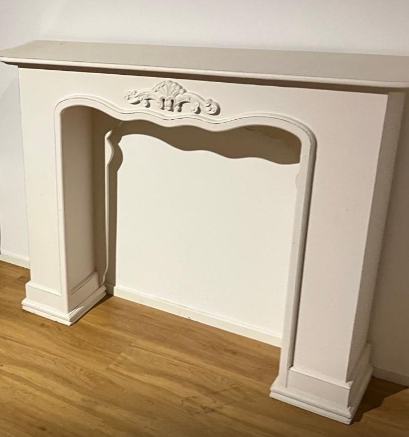 Tutte le decorazioni: Wandtablar weiss Holzoptik gebraucht – Usato da Staufen venduto da Bilancia06