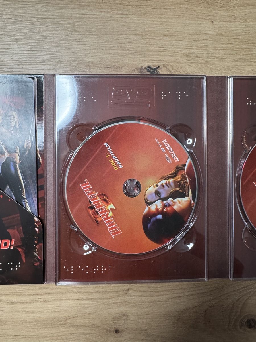 Tutti i DVDs: Daredevil Deluxe Limited Edition DVD - Box – Usato da Biberist venduto da etesummer 6