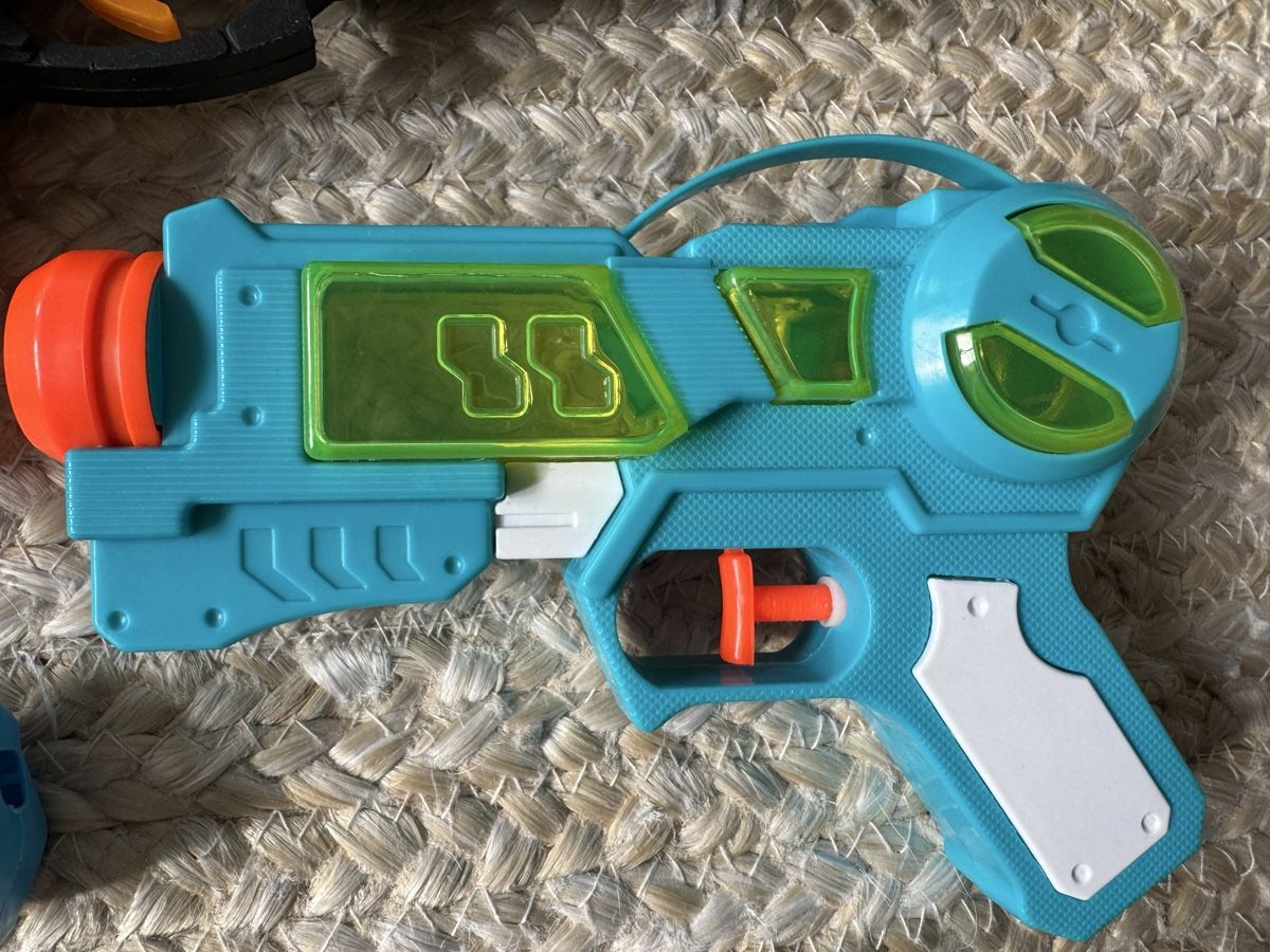 Giocattoli: Spielzeug Waffen Set - Nerf & mehr – Usato da Niederbüren venduto da Oetschli 4