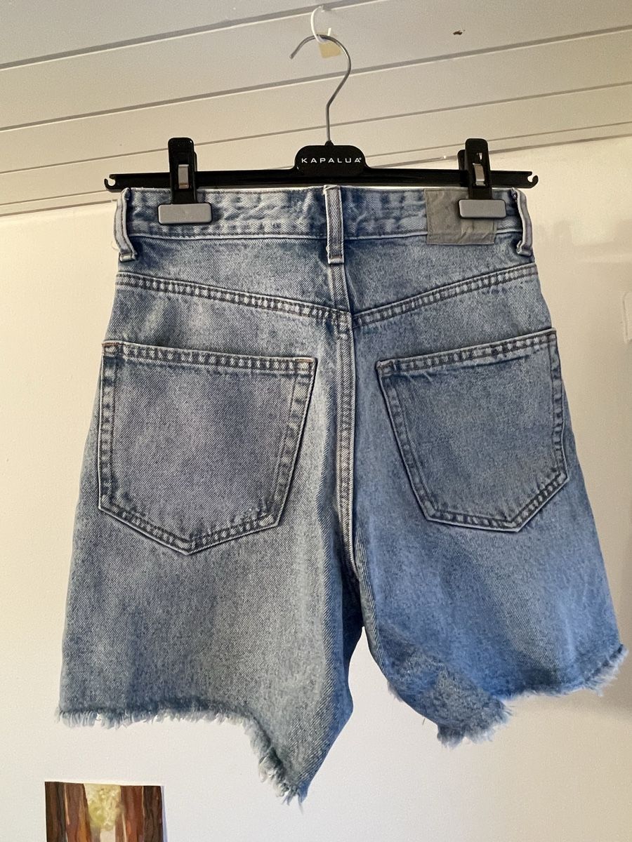 Pull&Bear Jeans: Shorts – Usato da Nottwil venduto da sil_tn5k 1