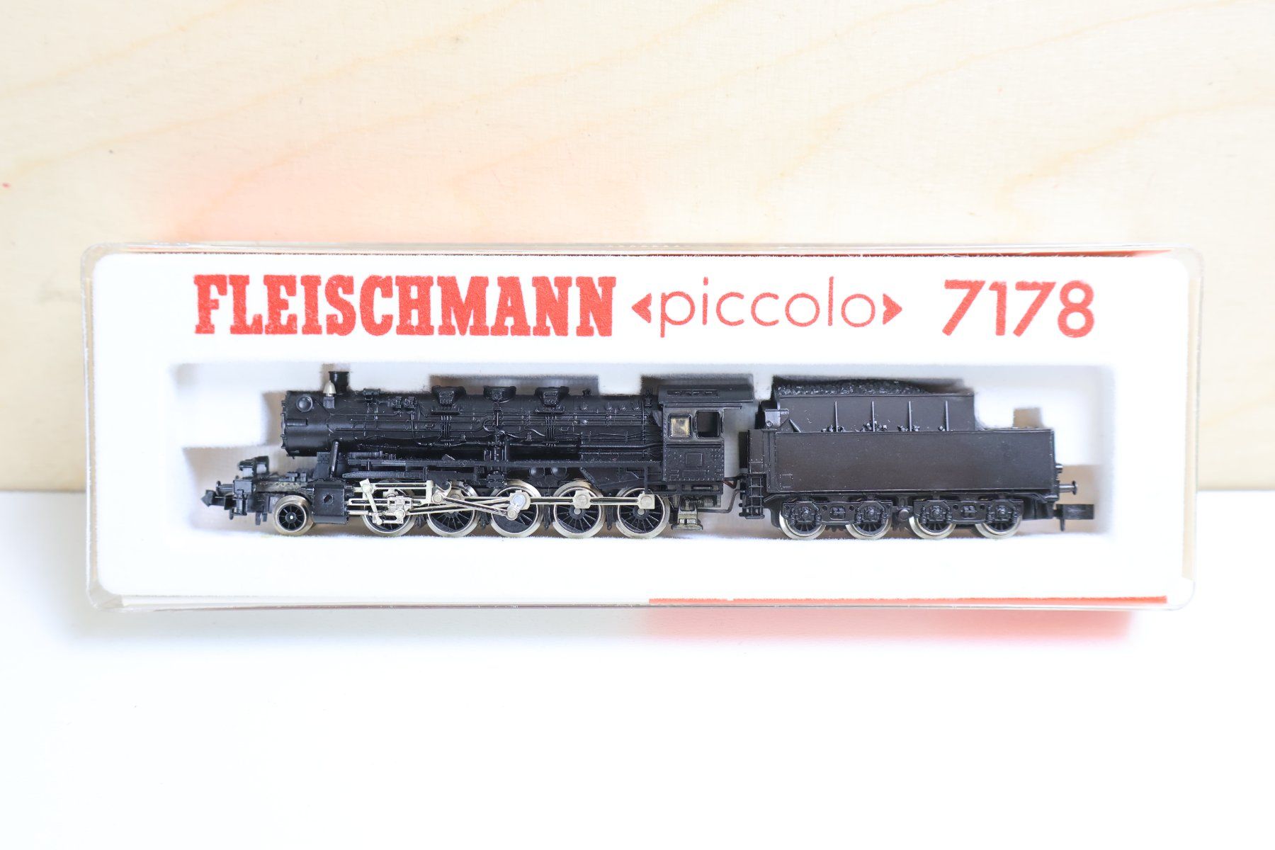 Fleischmann Modellini di ferrovie: Fleischmann ÖBB grosse Dampflok 7178 - Spur N – Usato da Winterthur venduto da Monstera 2
