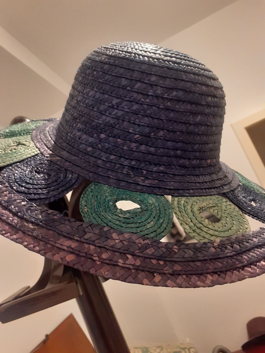 Copricapi, berretti & cappellini: Cappello estivo vintage – Nuovo (secondo la descrizione) da Morbio Inferiore venduto da vin_fdj2 1