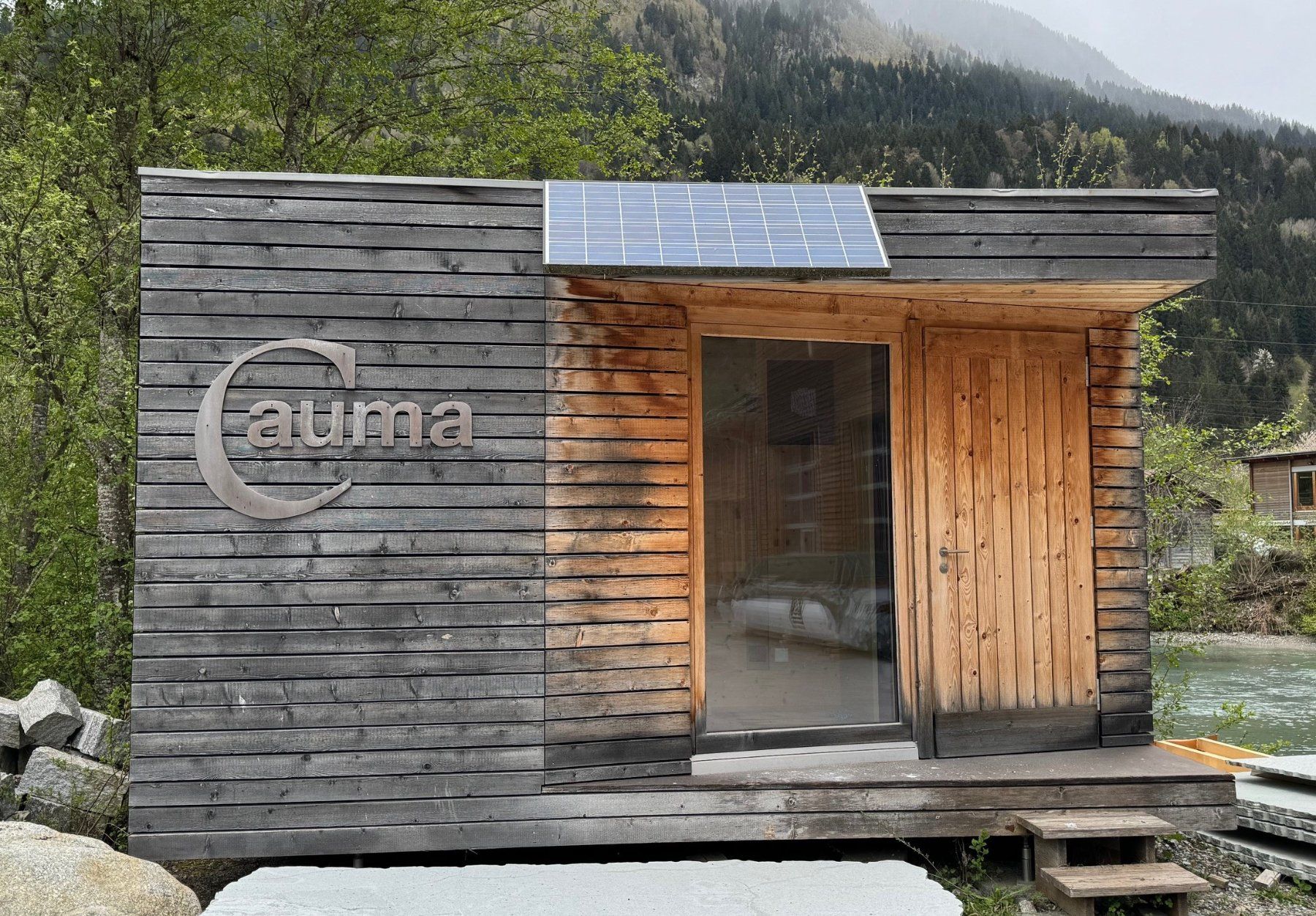 Mobilhome: Wohnbox / Tinyhouse aus Fichtenholz – Gebraucht aus Trun von T.MaissenSA 1