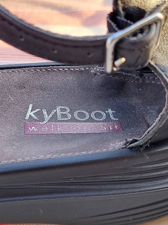 Scarpe da donna: Echt tolle Kyboot Sandalette  – Usato da Kriens venduto da Aschada 4