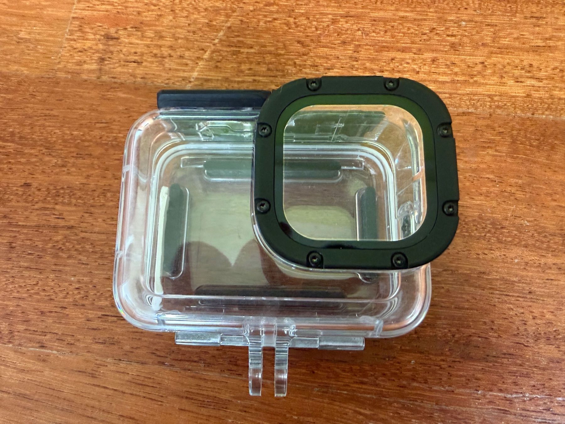 Gopro Lampade & Macchine fotografiche: GoPro Tauch Bundle - Gehäuse, Filter, Verlängerungsstange – Usato da Bertschikon Gossau venduto da CyberUrs 1