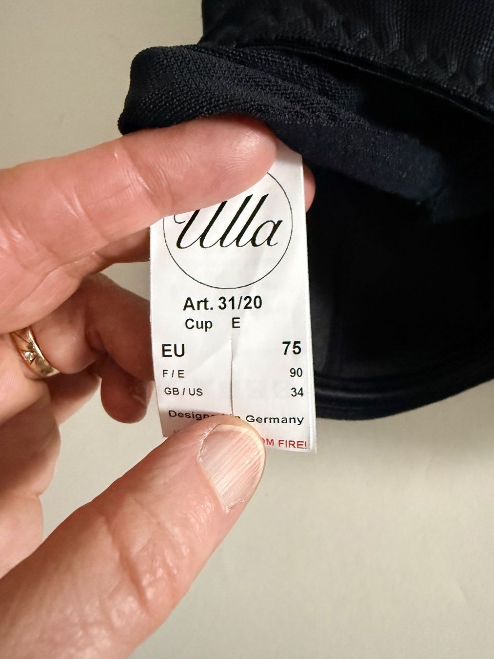 Altra biancheria intima: ULLA, Bügel-BH, Grösse 75E, Farbe Schwarz – Nuovo e nell'imballaggio originale da Rudolfstetten venduto da gst_g7xl 9