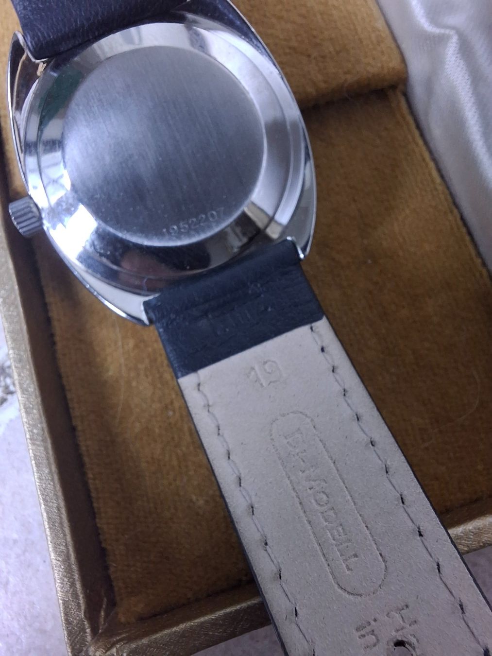 IWC Orologi: IWC AUTOMATIC – Usato da Basel venduto da Swastikapower 2