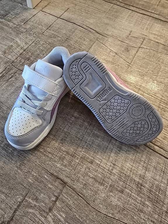 Schuhe für Mädchen: Puma Turnschuhe Gr. 25 – Neu und originalverpackt aus Wattenwil von annina1187 1