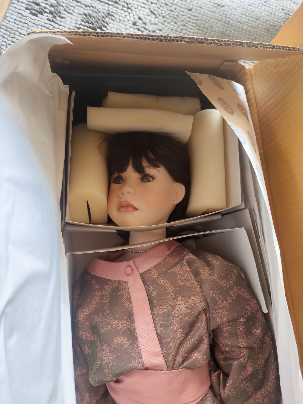 Puppen: Ruby Doll Porzellan,Collection Puppe mit Kimono, orginalverp – Neu (gemäss Beschreibung) aus Wetzikon ZH von SparrowJack111 2