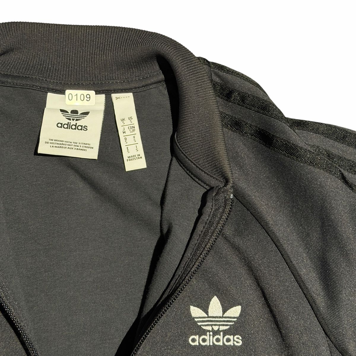 Adidas Pullover & Sweatshirts: Adidas Zip-Up – Gebraucht aus Thalheim von 84B 2