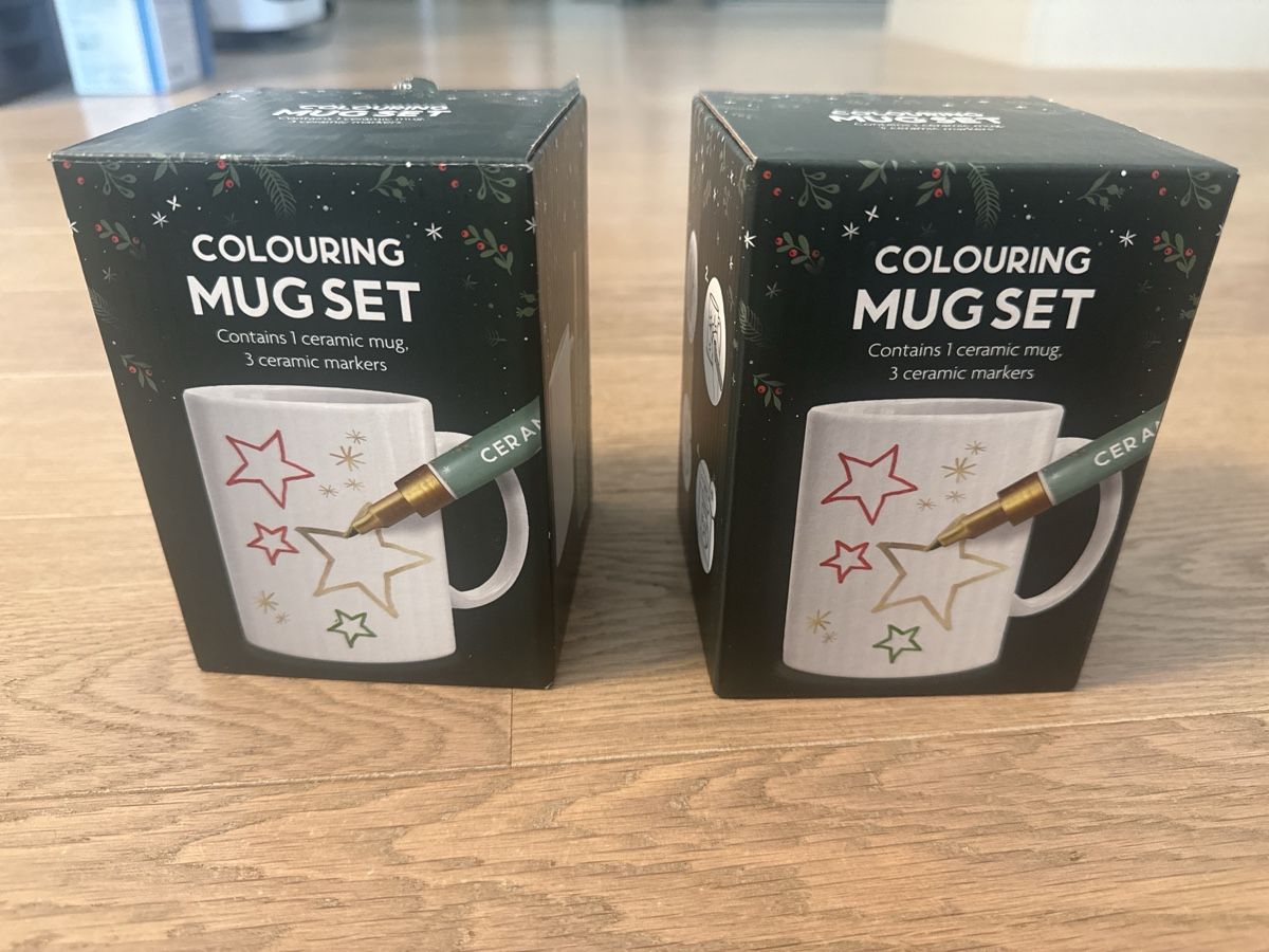 Tasses: 2 Colouring Mug Sets – Neuf avec emballage d'origine à Dietlikon par lot_rel