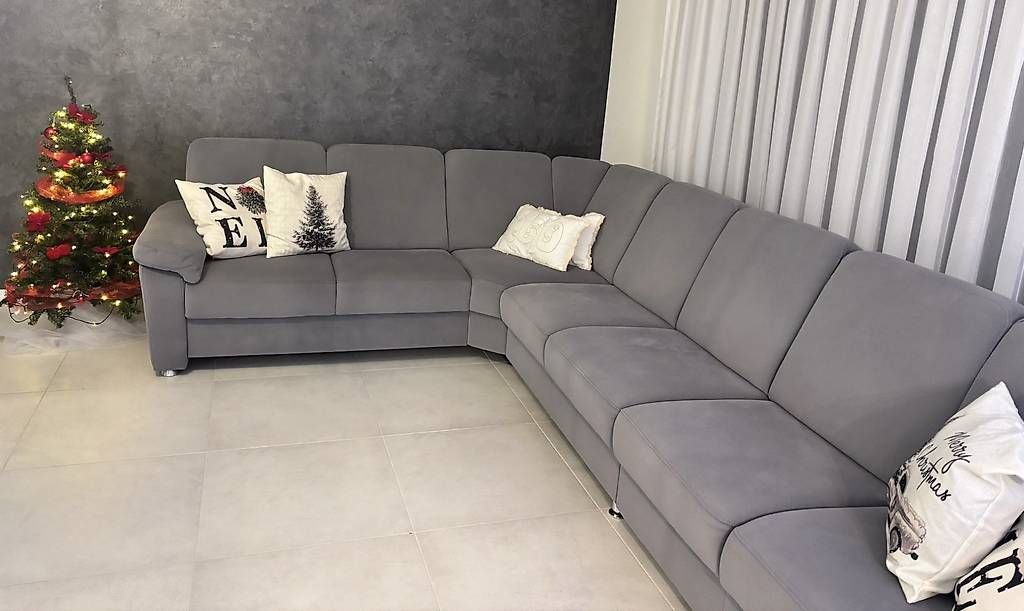 Sofas: Canapé d'angle comme neuf  – Gebraucht aus Collombey von Le69ro