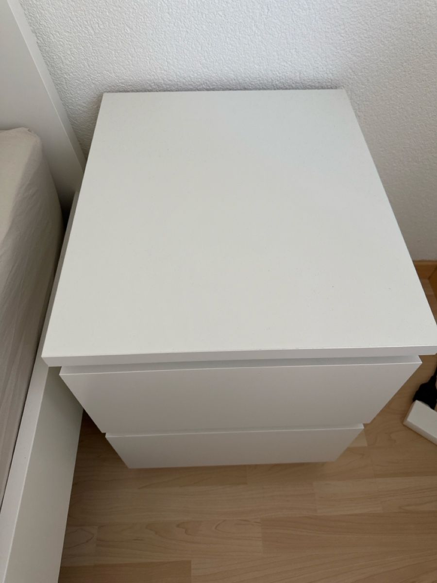 Comodini: Malm Nachttisch mit 2 Schubladen – Nuovo (secondo la descrizione) da Altikon venduto da Goekuui 1