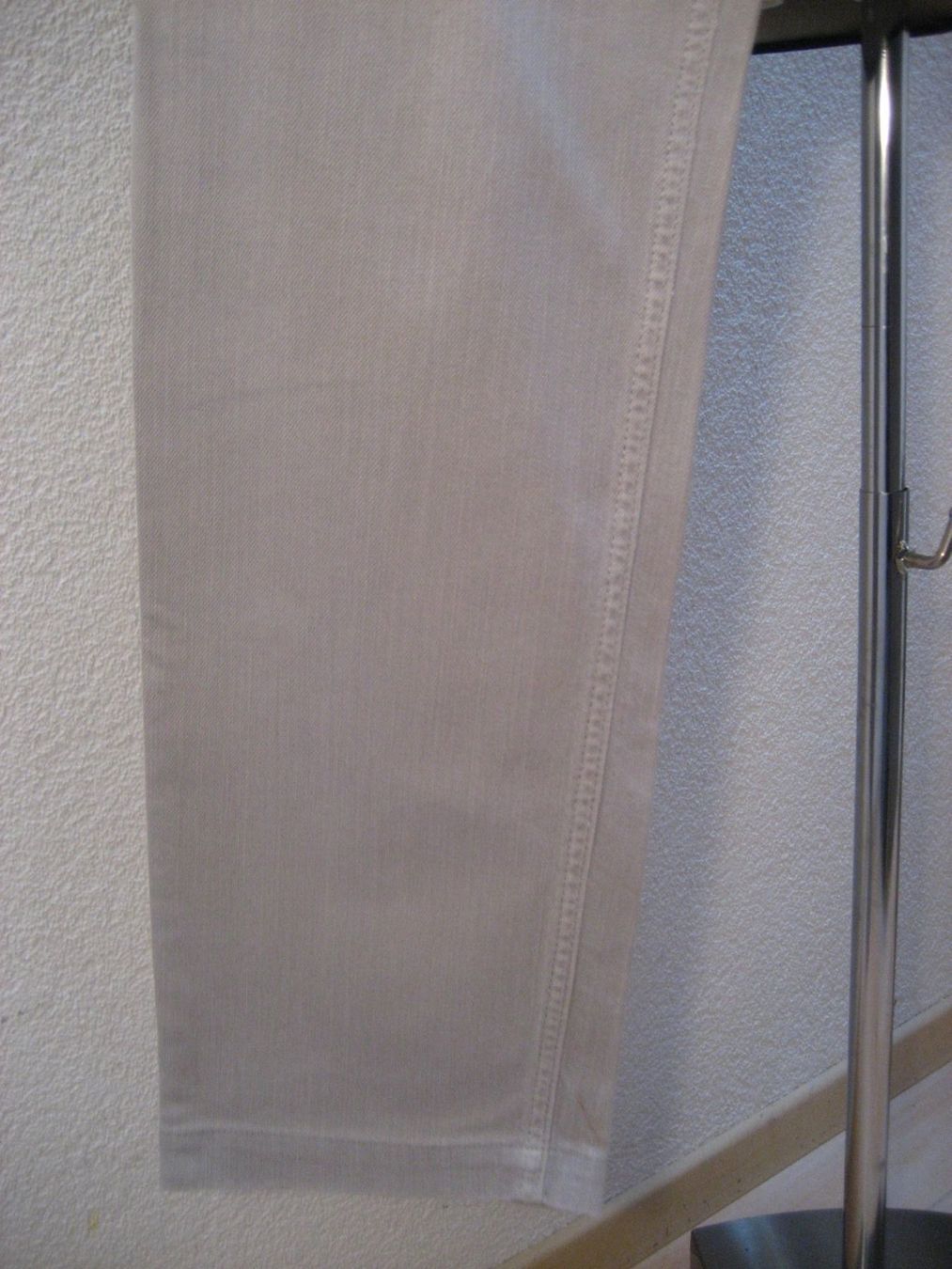 Jeans: Jeans gris stretch taille L – Usato da Delémont venduto da marryb 2