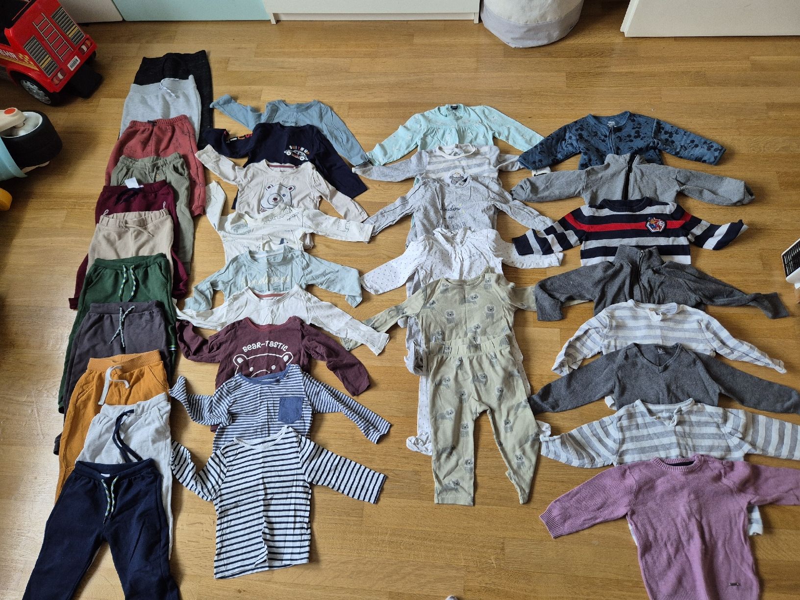 Lotti & Set di vestiti: Kleiderpaket junge winter/herbst 92 – Usato da Regensdorf venduto da iri_yjs7 2