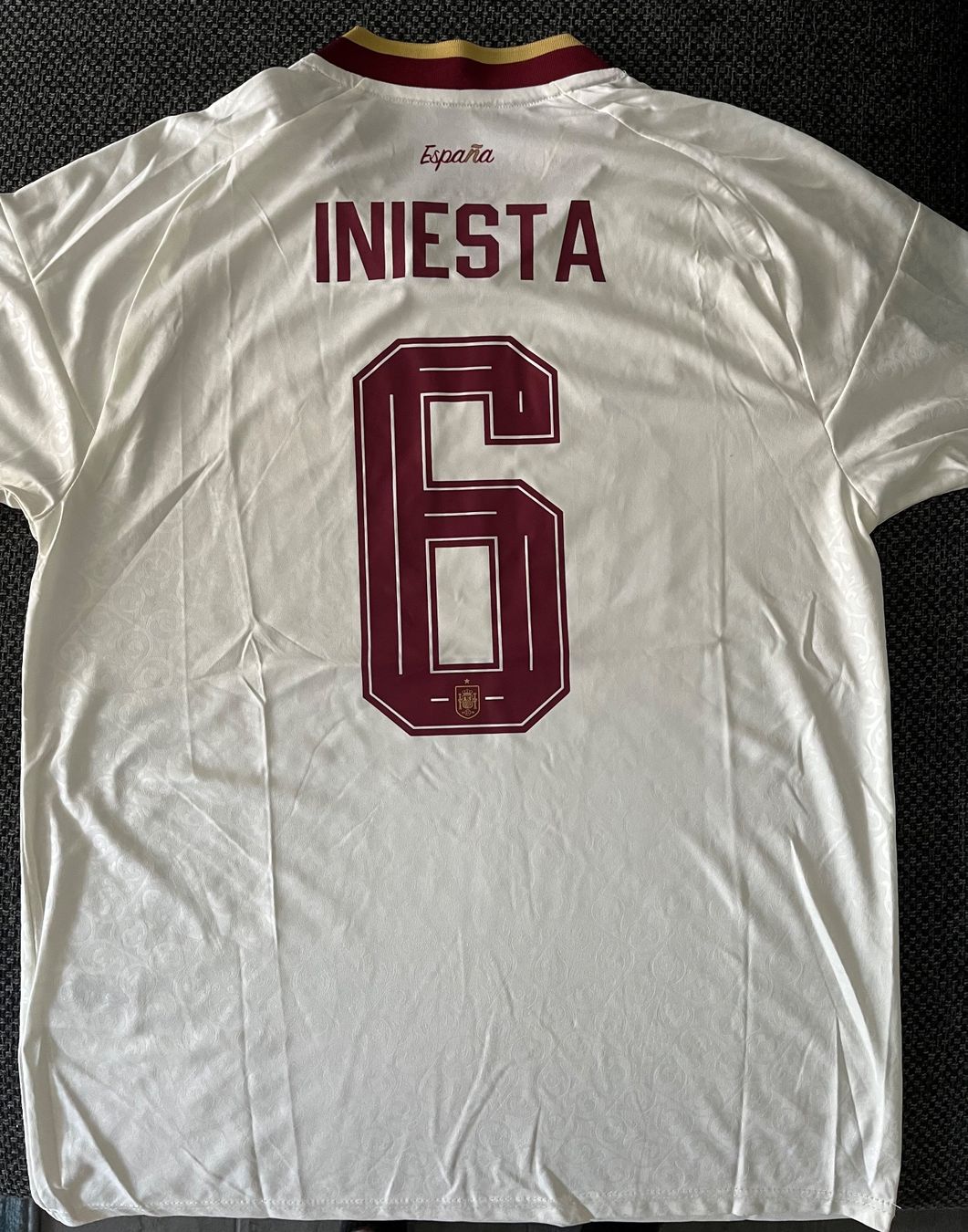 Leibchen & Hosen: WM Trikot Spanien 2026 - Iniesta – Neu (gemäss Beschreibung) aus Wallisellen von liostar 1