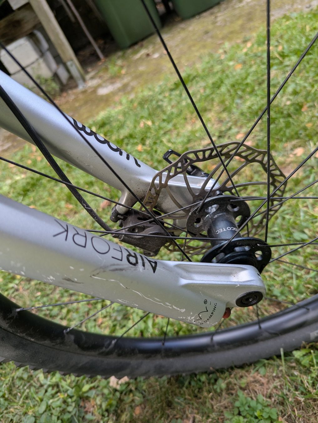 Biciclette: voom Kinderfahrrad 24 zoll – Usato da Malans venduto da Studi111 2