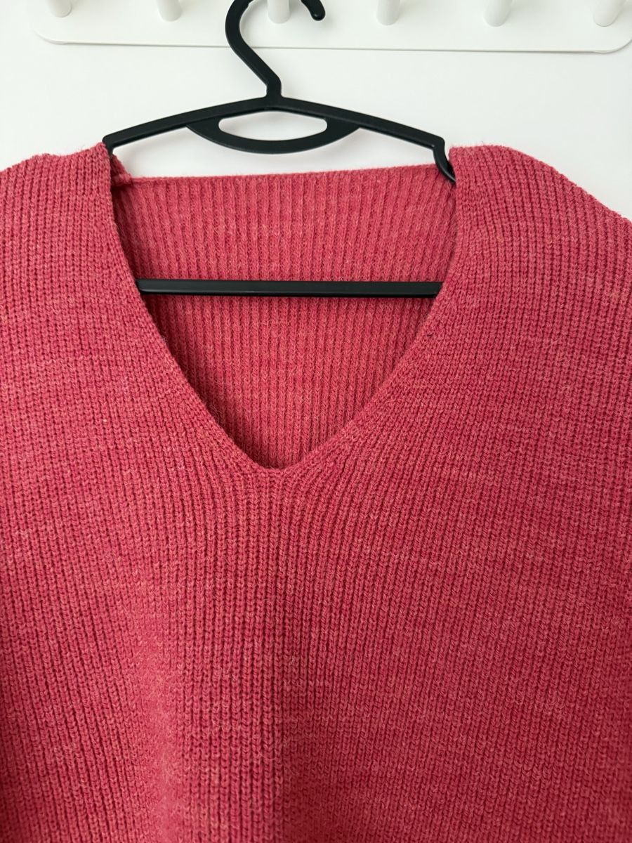 Maglioni & Felpe: Pink Sweater – Nuovo (secondo la descrizione) da Binningen venduto da eli_9psr