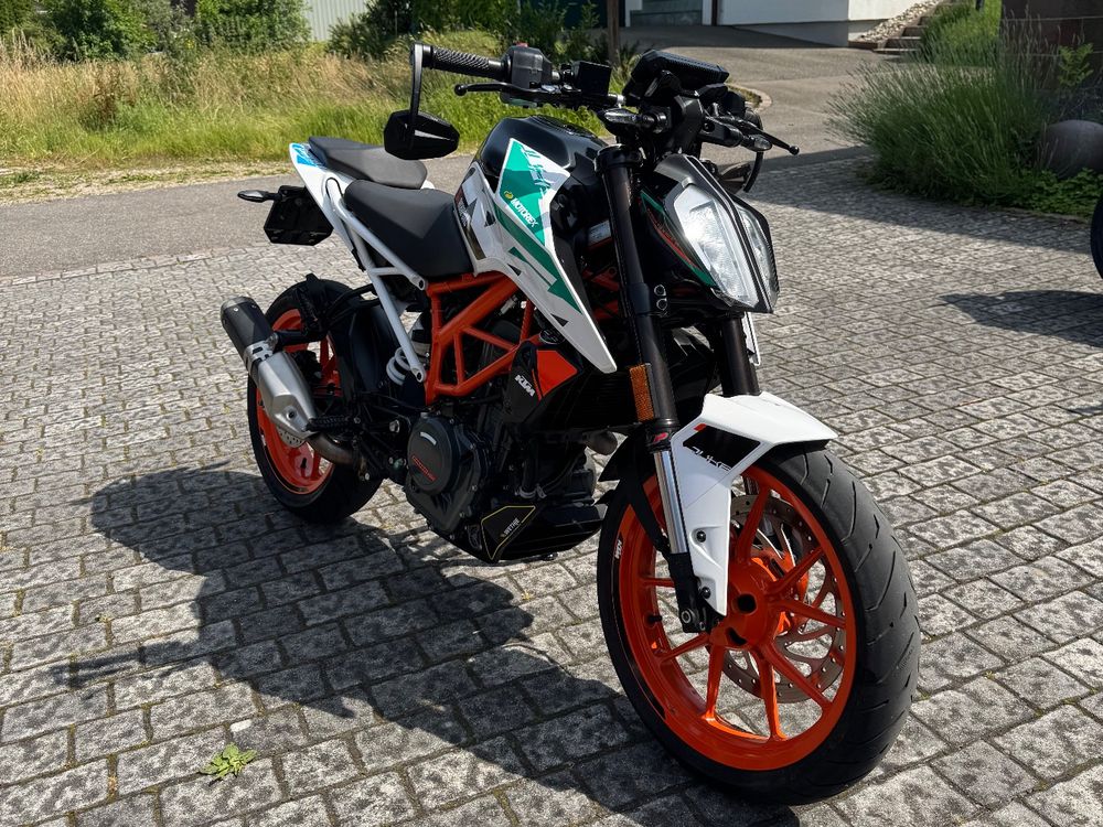 KTM Strada: KTM Duke 390 – Usato da Röschenz venduto da Eliano 1