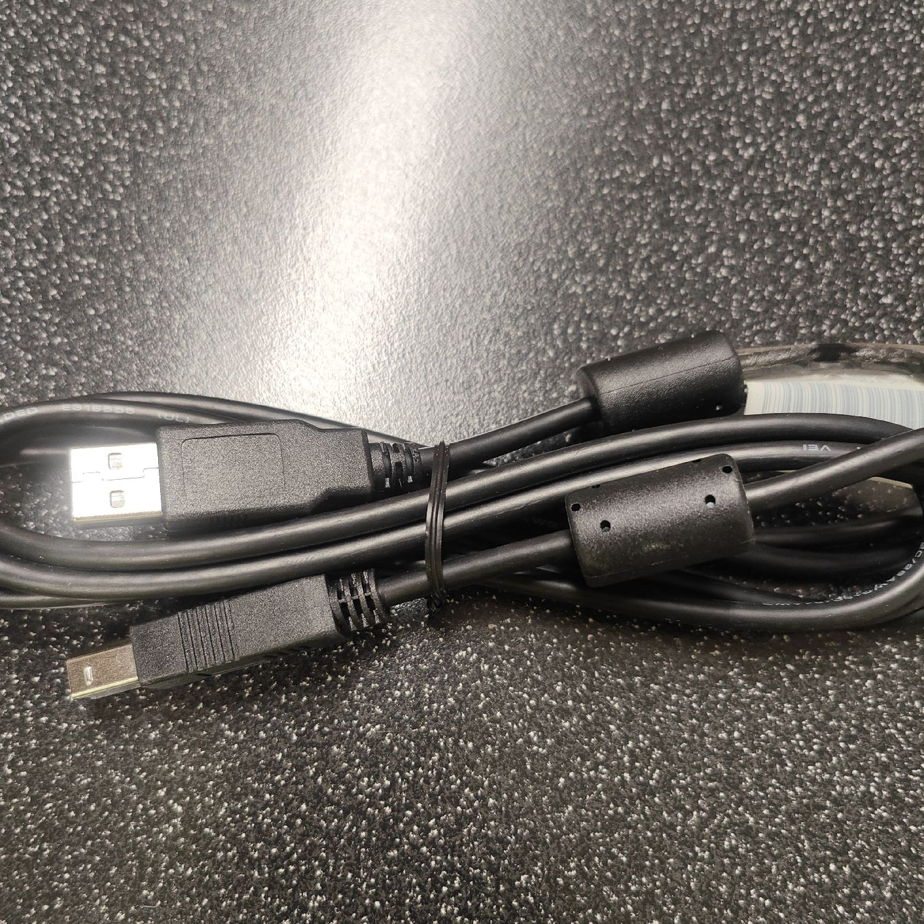 Cavi: USB Kabel, vielseitig einsetzbar - Top Zustand! – Nuovo (secondo la descrizione) da Dietikon venduto da R.Santos93
