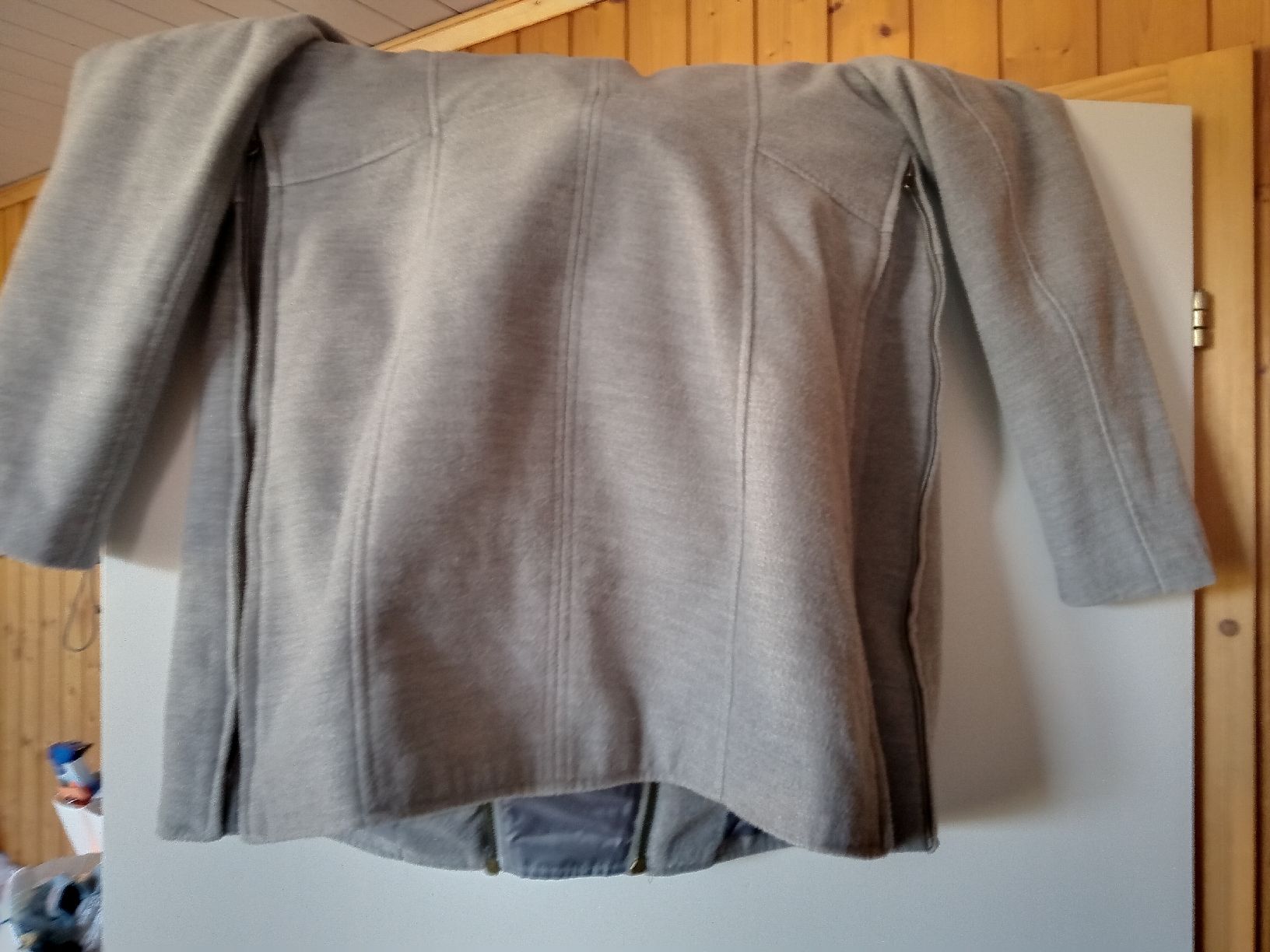 Giacche: Umstands- Tragejacke gebraucht – Usato da Rehetobel venduto da Modi98 2