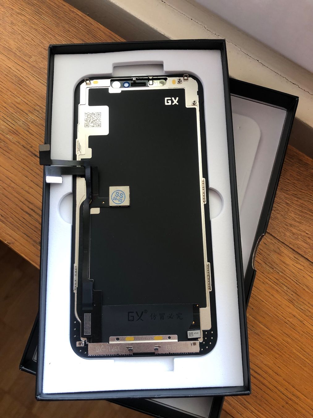 Apple Telefoni cellulari / Smartphones: Nouvel écran OLED de I'iphone 11 pro max GX – Nuovo e nell'imballaggio originale da Leukerbad venduto da mig_8bbp 2