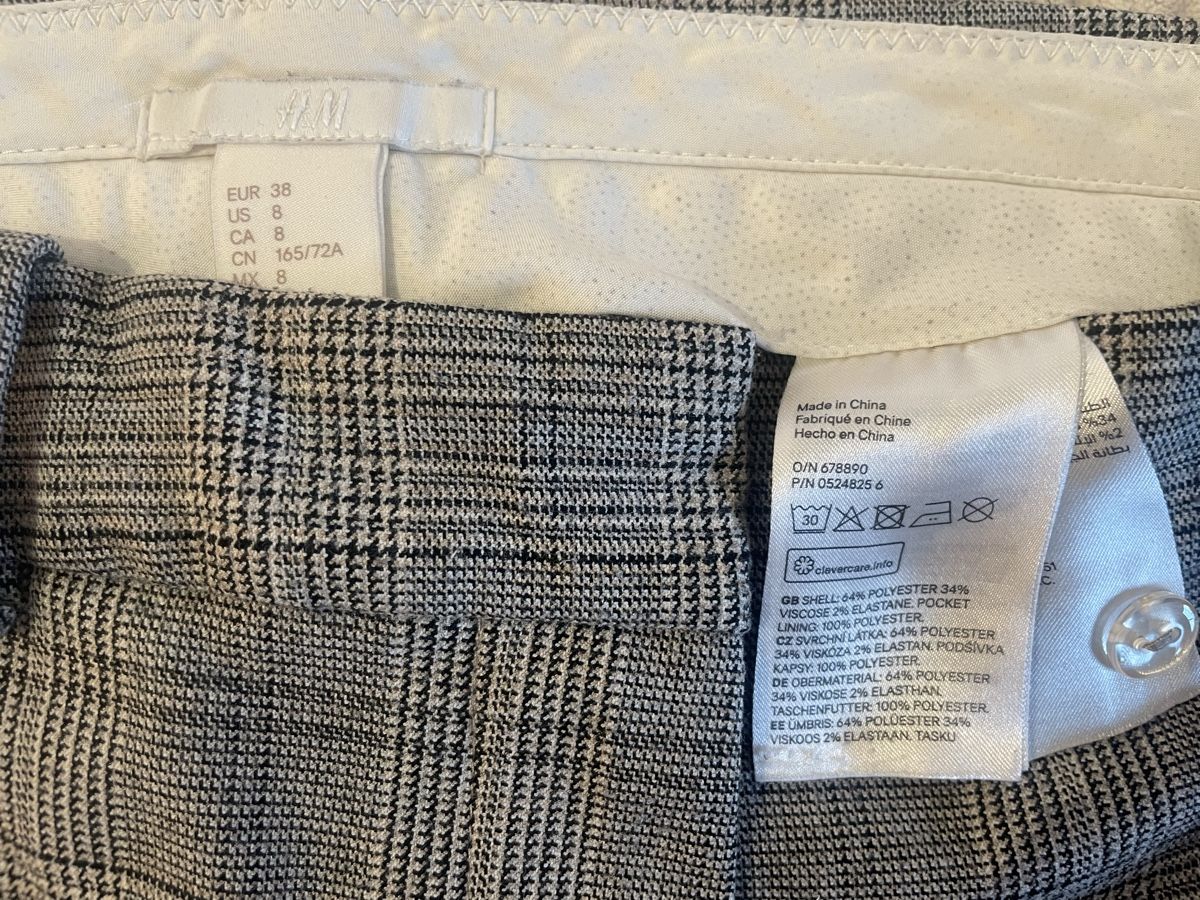 H&M Pantaloni: Grau Karierte Hose von H&M 36/38 – Usato da Zürich venduto da lydia.joray 2