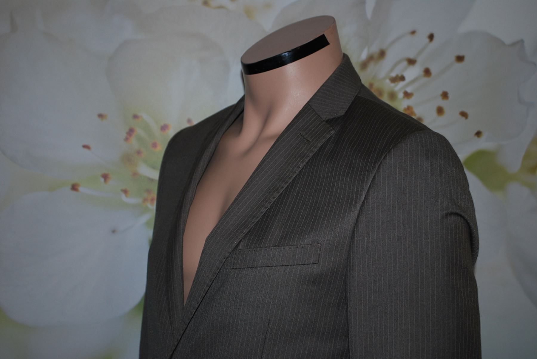 Completi: Costume DEVRED Taille 48 ( 50 FR ) – Usato da Cossonay-ville venduto da Super-Price-Quality 2