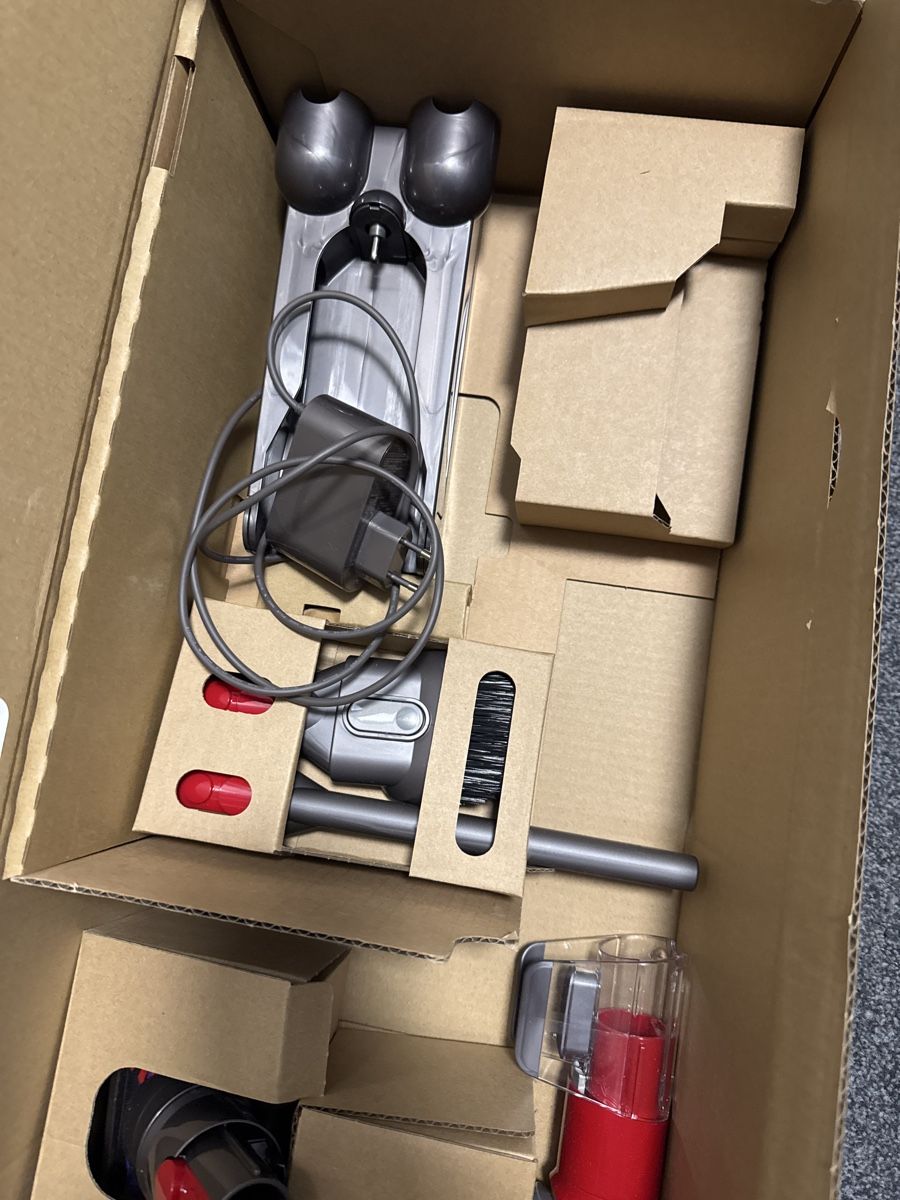Dyson Aspirapolveri & Accessori: Dyson V12 Detect™ Slim Absolute – Usato da Landquart venduto da Nnf007 3