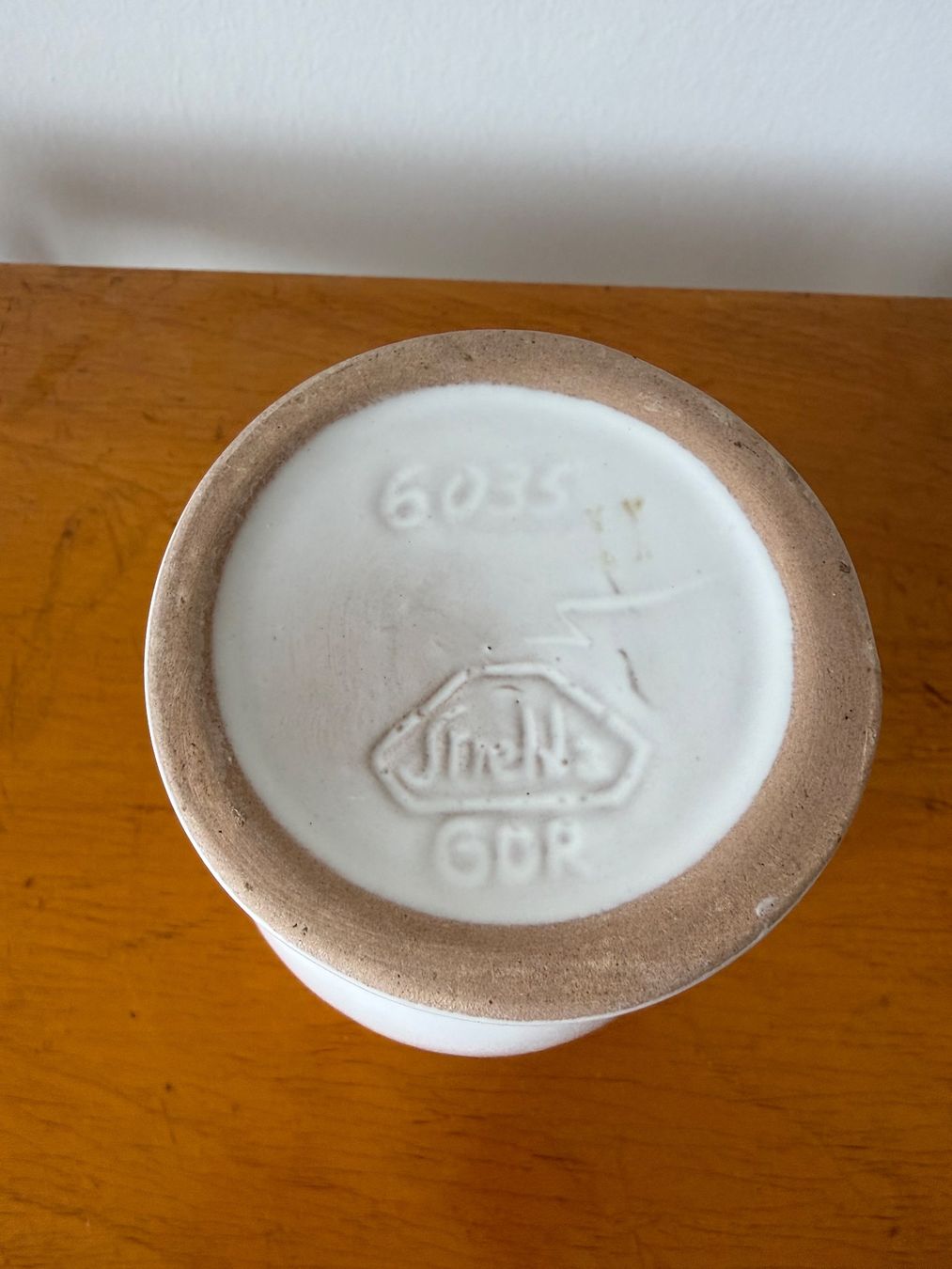 Vasi & Recipienti: Pottelotte oder Bubikopfvase, Strehla GDR – Usato da Luzern venduto da Mamutpe 2