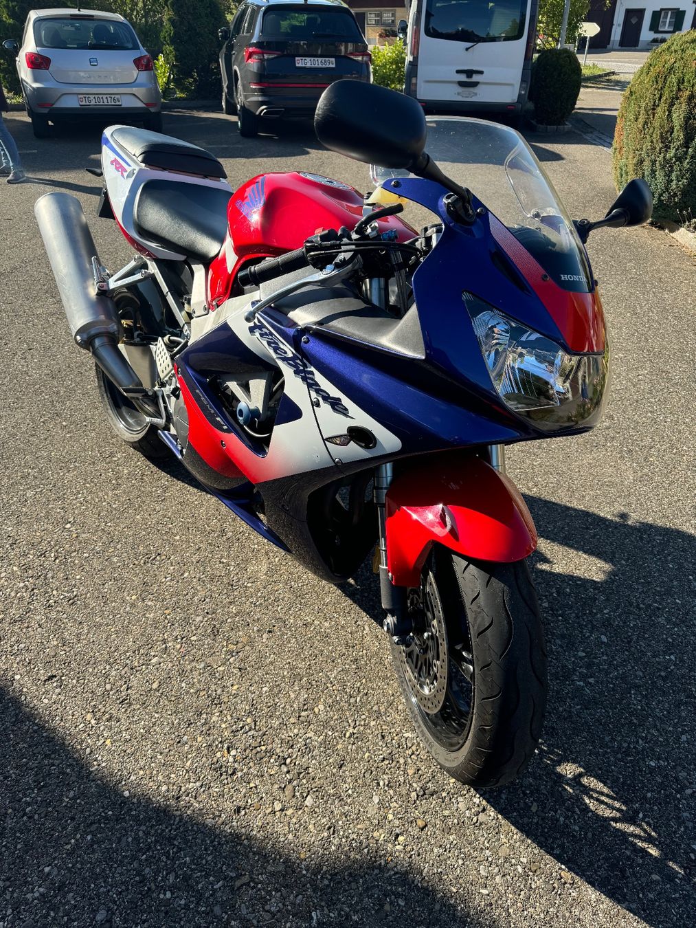 Honda Strada: Honda CBR 900RR – Usato da Buch b. Frauenfeld venduto da Lizard2012