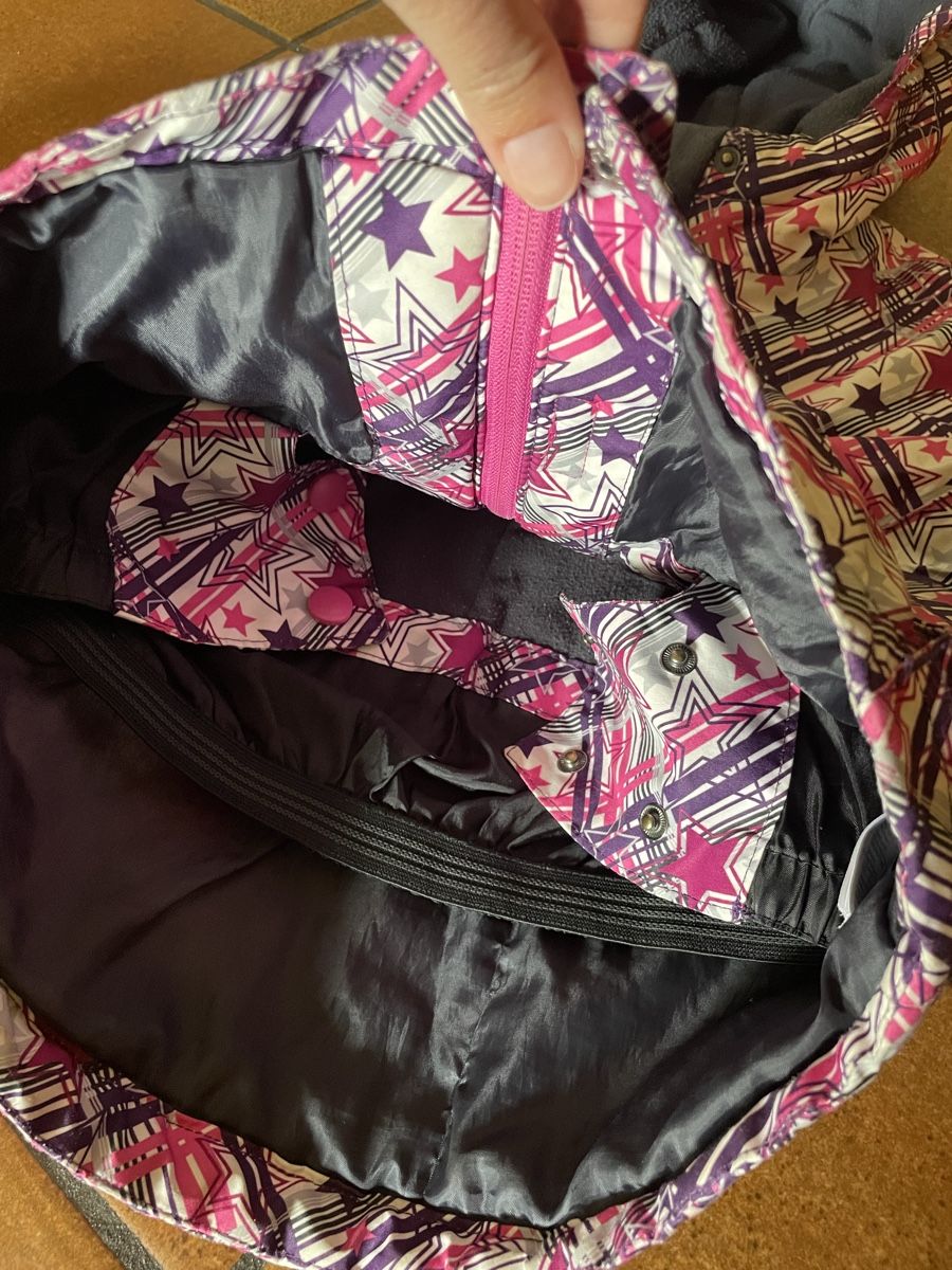 Vestes & Manteaux: Kinderjacke mit Sternenmuster – D'occasion à Zermatt par mar_f9v6 1