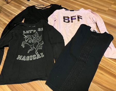 Grosses Set mit Langarmshirts in 146- 152