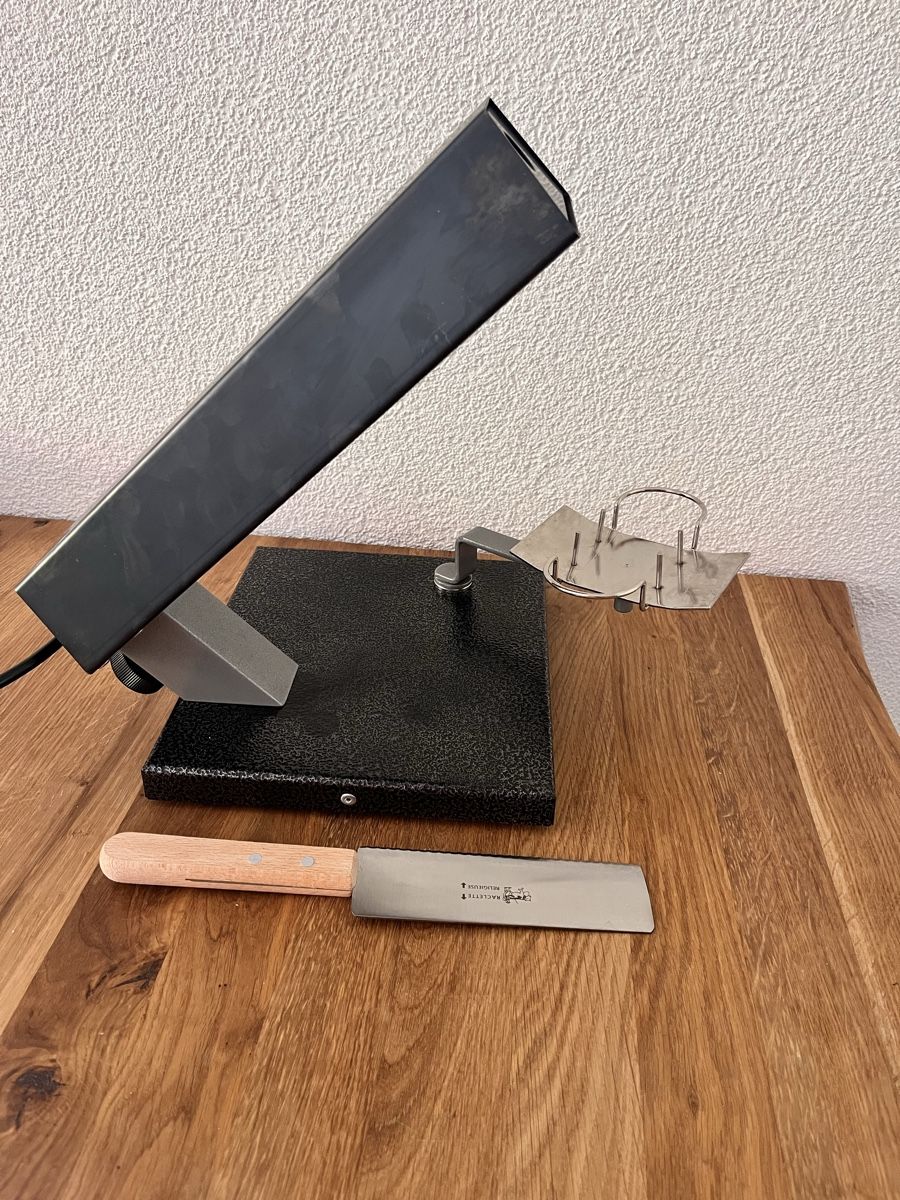 Elettrodomestici da cucina: Four à raclette TTM quart de meule  – Usato da Etoy venduto da Sbouchon