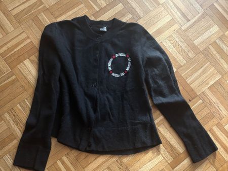 Love Moschino Strickjacke, schwarz, Grösse S Top! (Z)