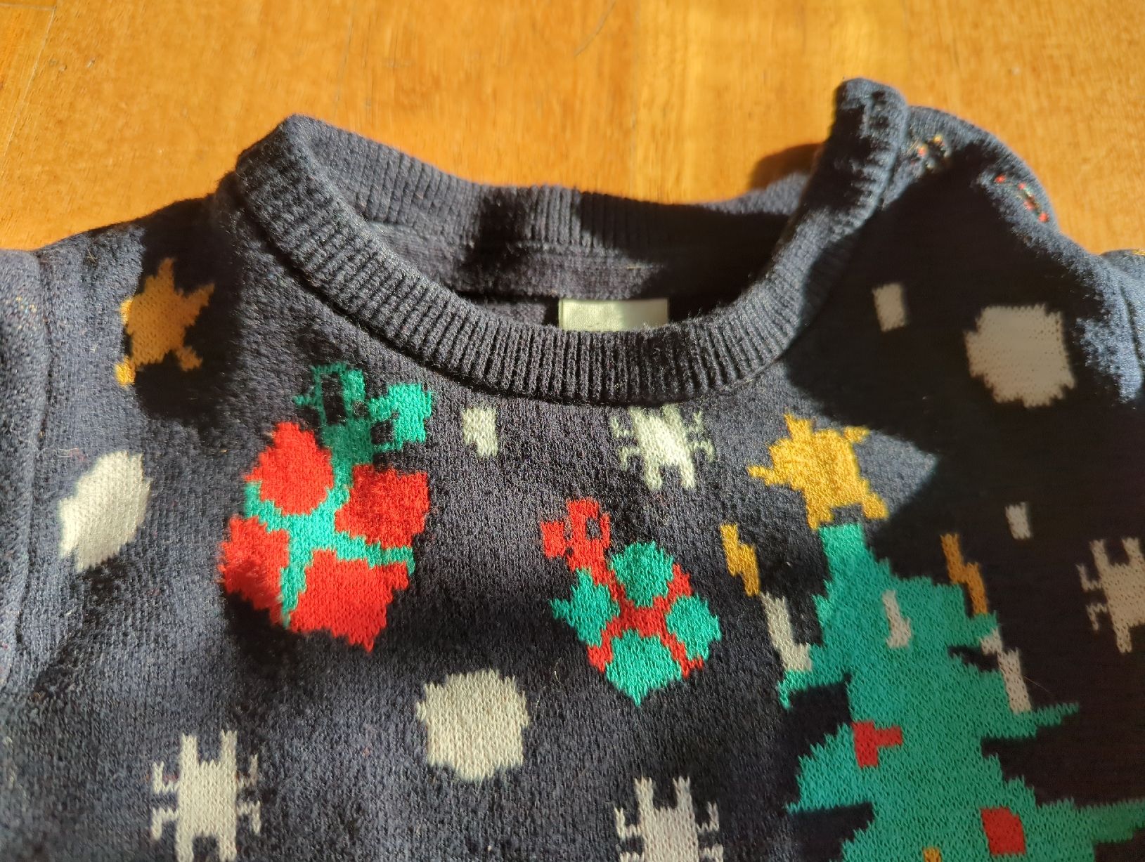 H&M Maglioni & Felpe: H&M Pullover für Kinder Gr. 98 – Usato da Eglisau venduto da raf_hn2x 2