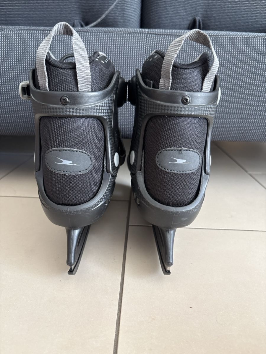 Patins à glace: Grössenverstellbare Schlittschuhe  – D'occasion à Therwil par s.a.r.a.kawa 2