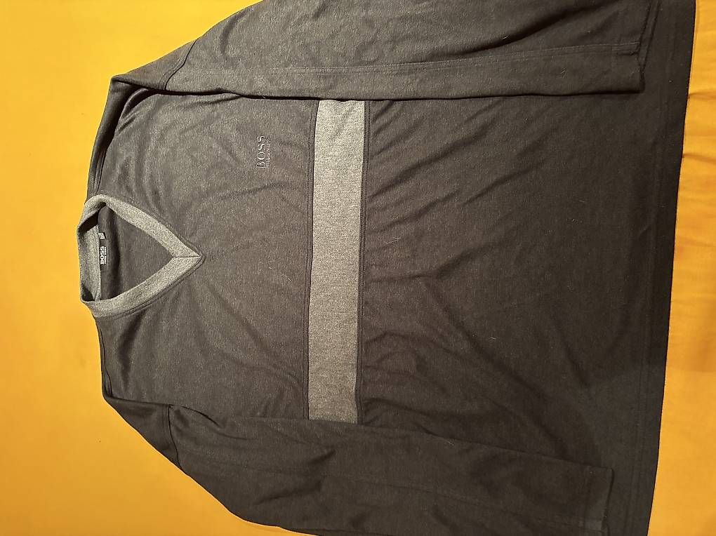 Pullover & Sweatshirts: Hugo Boss Pullover – Gebraucht aus Blumenstein von pzb_pc57 1