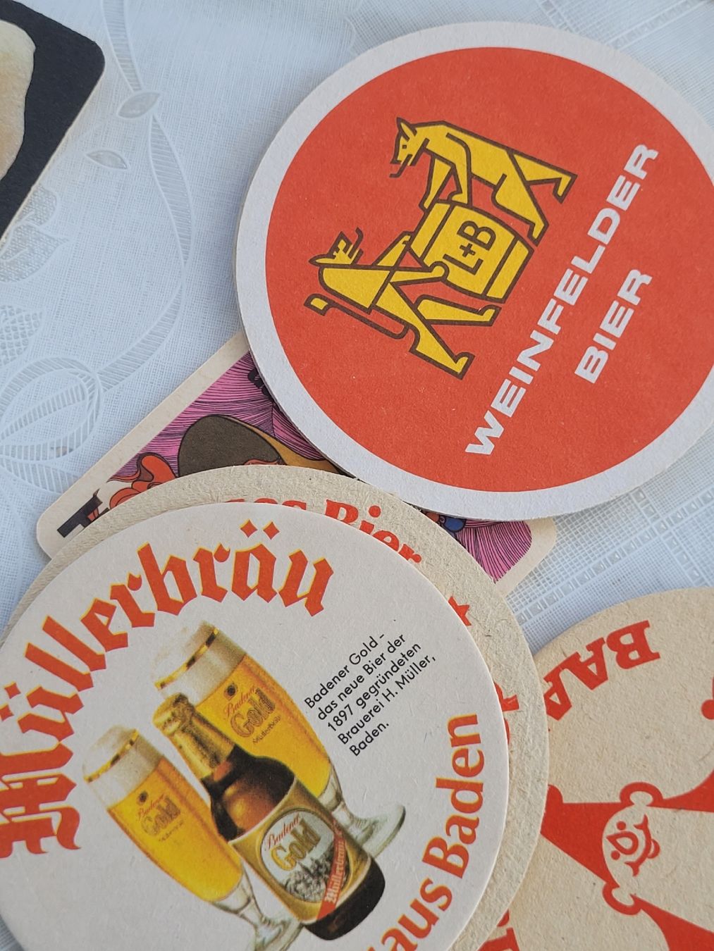 Alle Dekorationen: Diverse Vintage Bierdeckel einwandfrei  – Gebraucht aus Buttikon SZ von Renco 4
