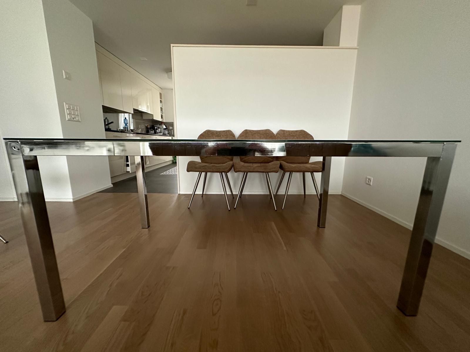 Conforama Tavoli: Moderner Esstisch Glas/Chromstahl 160/90 – Usato da Winterthur venduto da Alp9 2