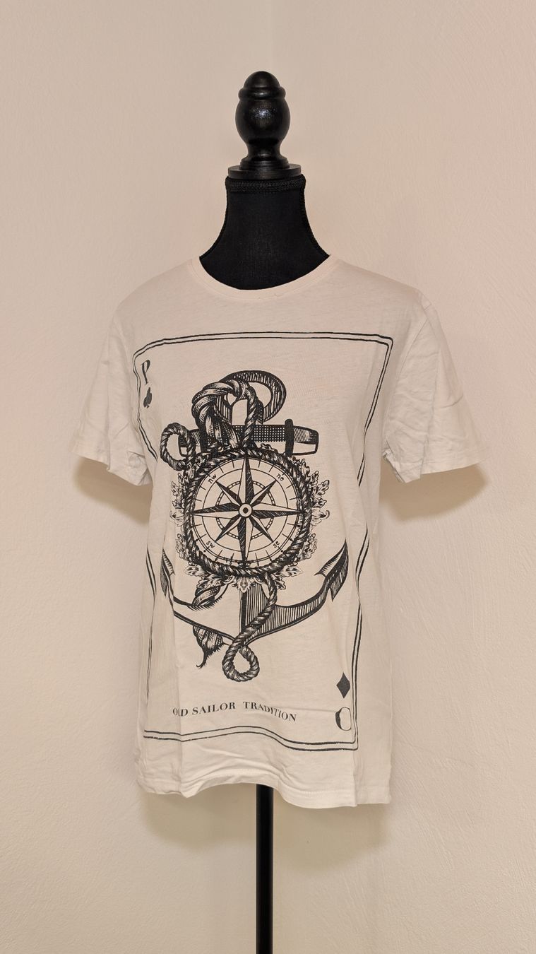 T-shirt: T-Shirt Pier One  – Usato da Triesen venduto da Emanuel393