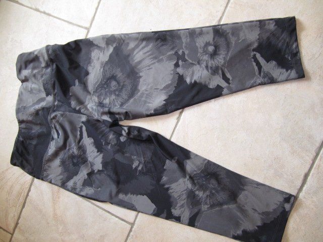 Leggings: Sporttight 3/4 Gr. S – Usato da Wenslingen venduto da kasjupeia 2