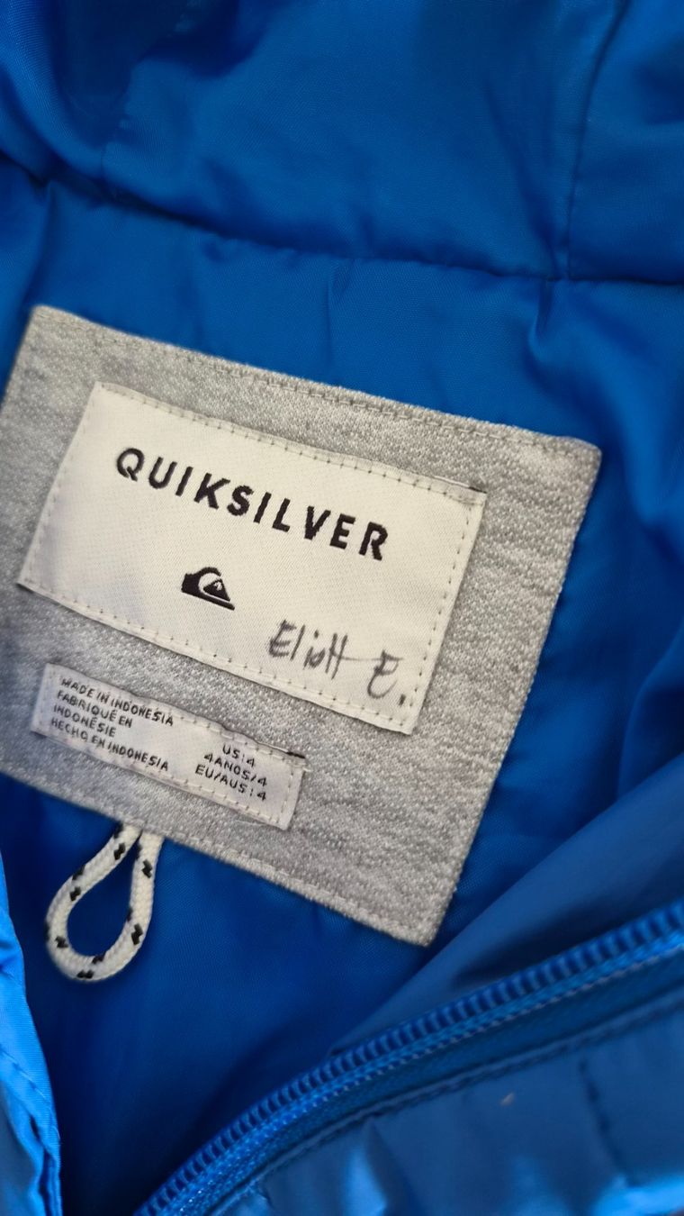 Lotti di vestiti: 2 Anoraks / doudounes, taille 104 - PN: CHF 74.95 – Usato da Goumoens-la-Ville venduto da cfaIII 5
