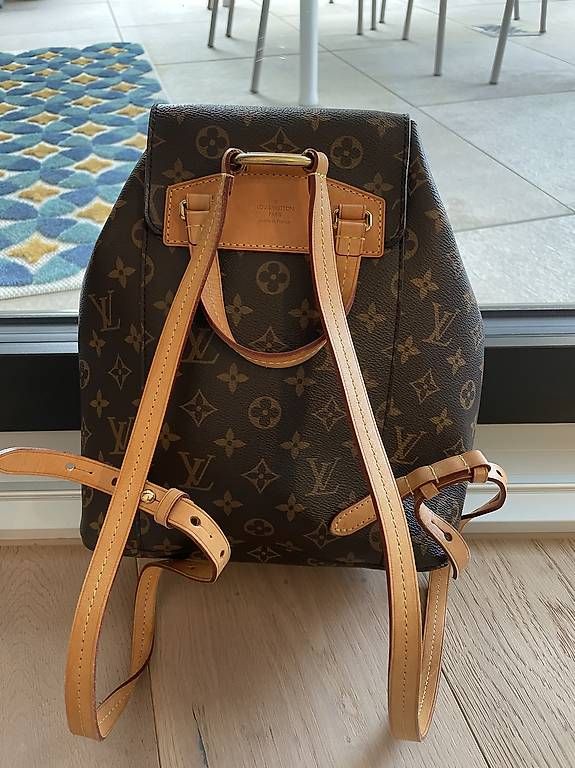 Louis Vuitton Zaini: LOUIS VUITTON Monogram Montsouris MM NM Backpack – Usato da Ennetbürgen venduto da Jvek 2