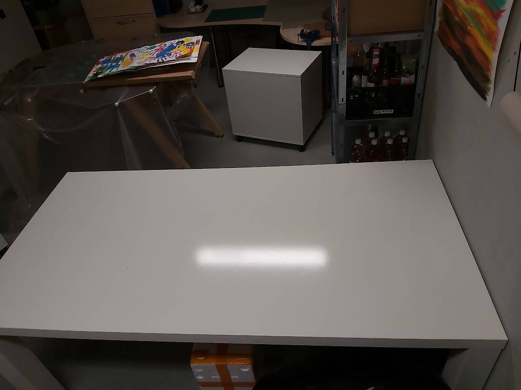 Ikea Tavoli: Ikea Lacktisch weiss – Usato da Stalden (Sarnen) venduto da chr_s5xx