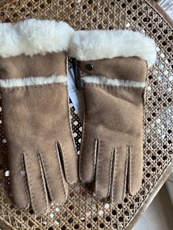 UGG! neue warme Handschuhe. gr. M